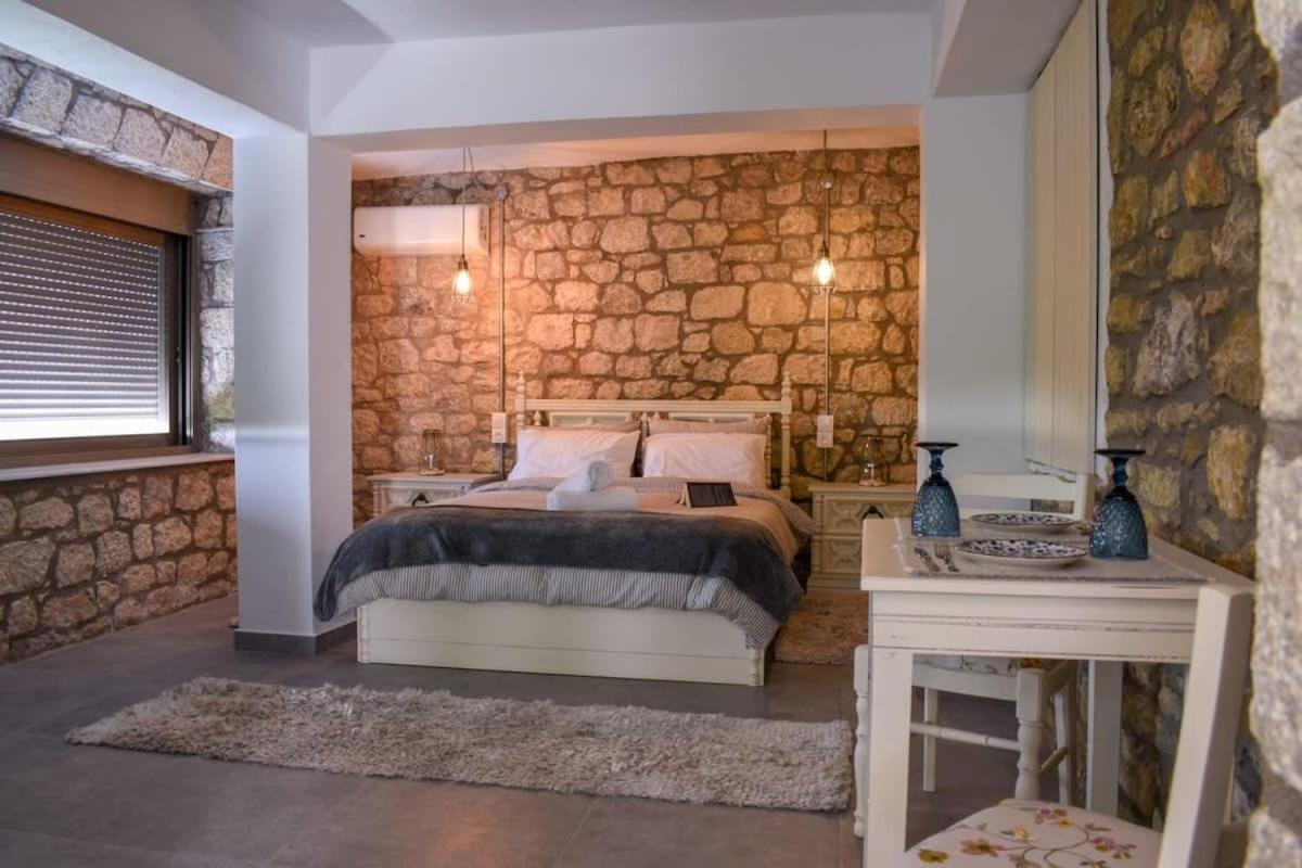 Coastal Stone Hideaway With Stunning Scenery Βίλα Κιτριές Εξωτερικό φωτογραφία