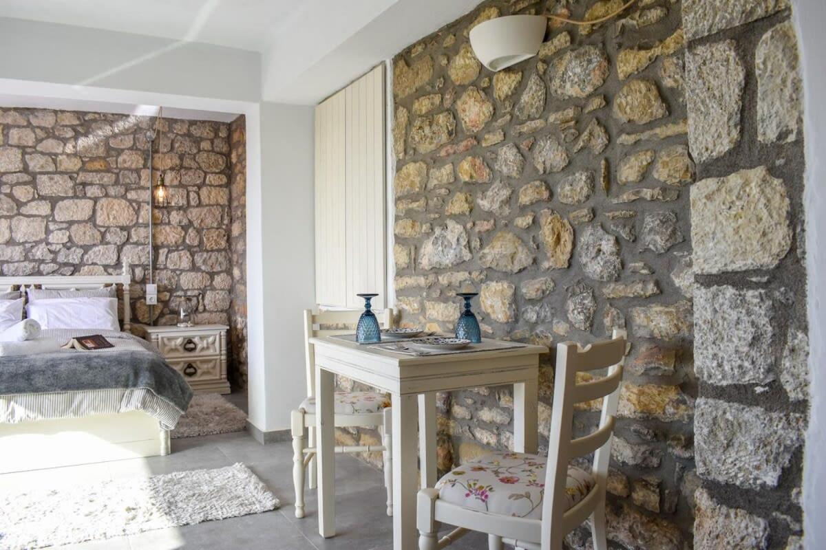 Coastal Stone Hideaway With Stunning Scenery Βίλα Κιτριές Εξωτερικό φωτογραφία